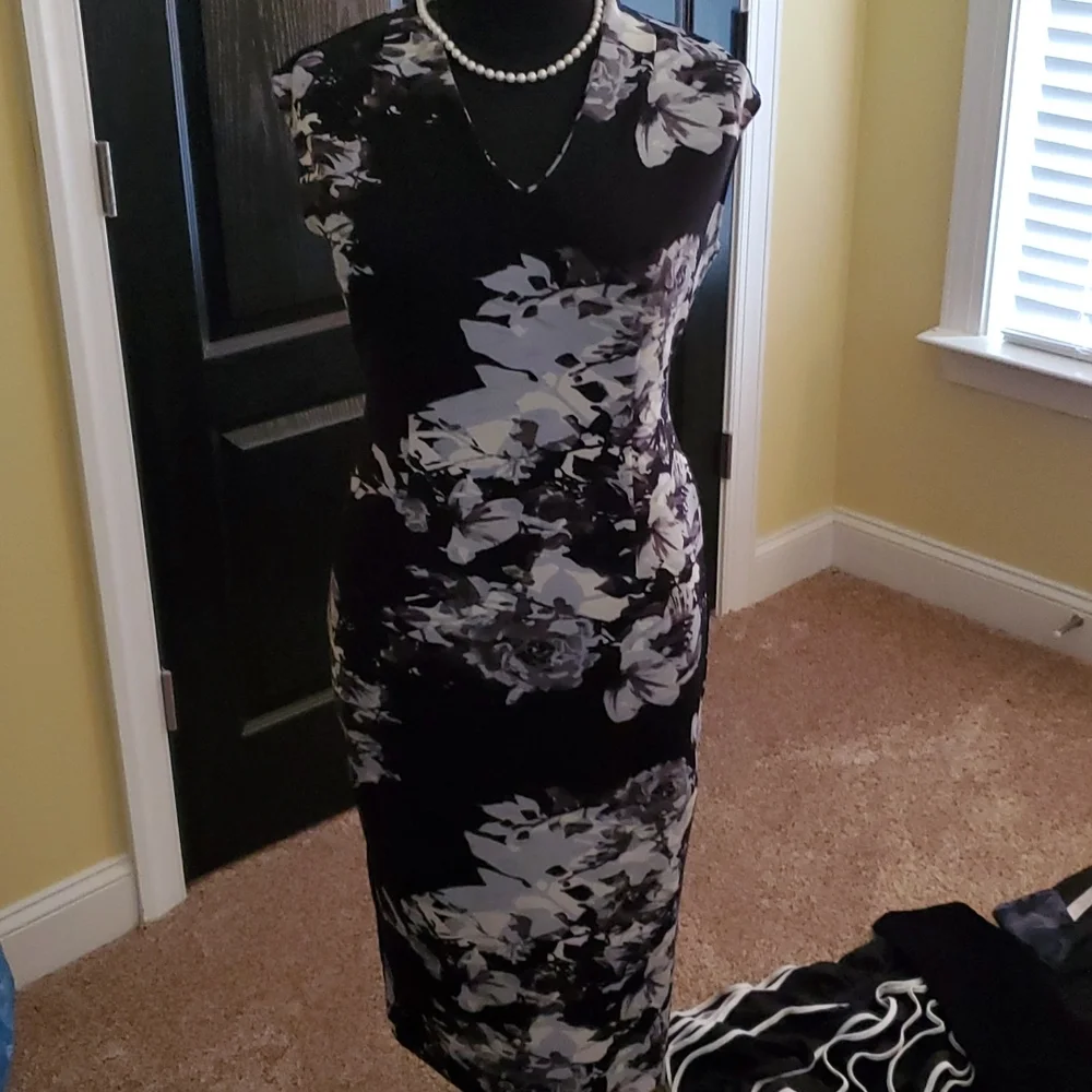 SLNY black and white midi dress - Picture 1 of 5